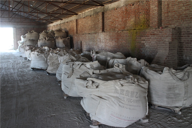 硅線石成品庫展示